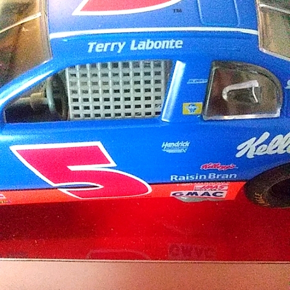 Racing Champions / nascar Other - Terry Labonte 1997 5 Kellogg’s Tony The Tiger Chevy 1:24  Diecast